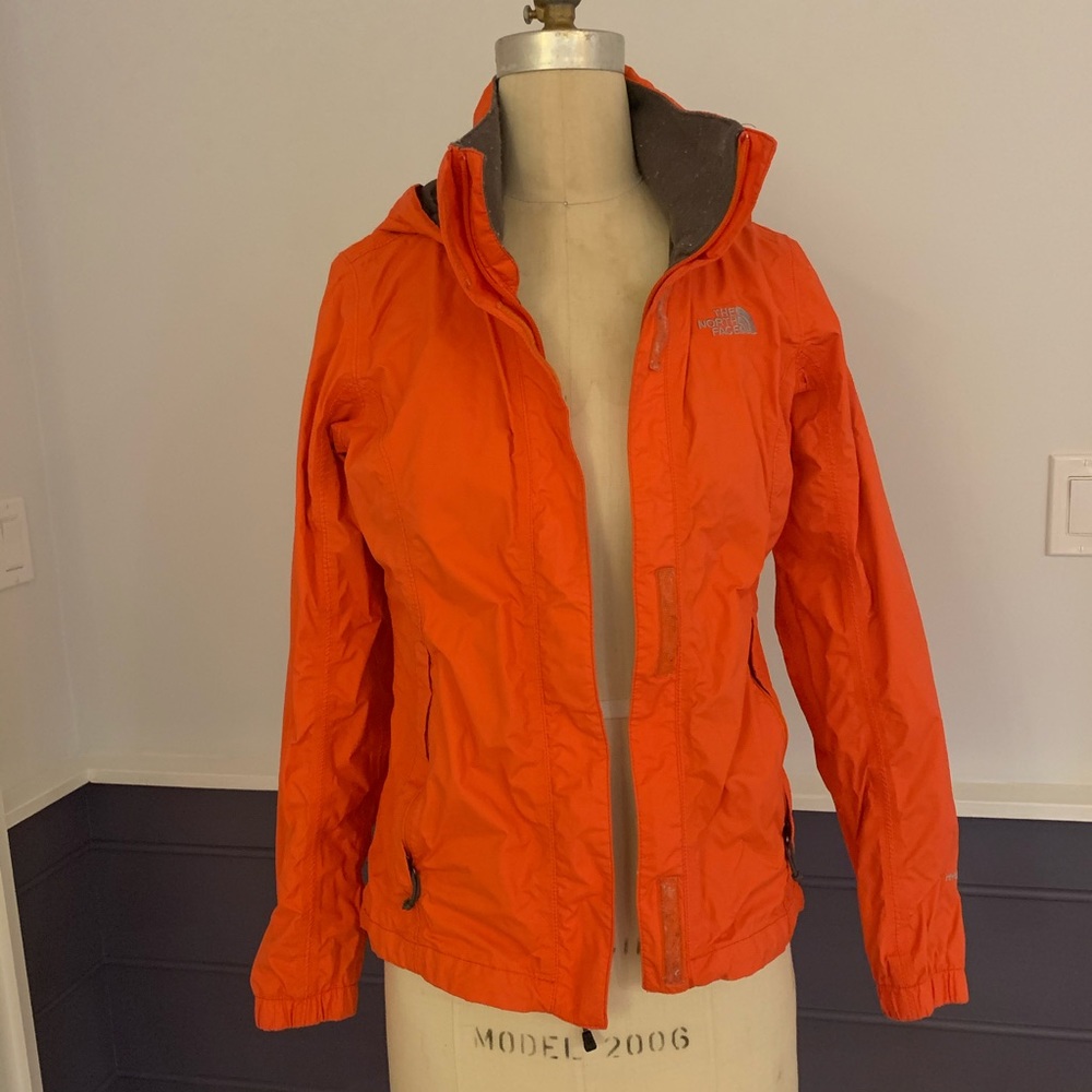 North Face XS women’s rain jacket